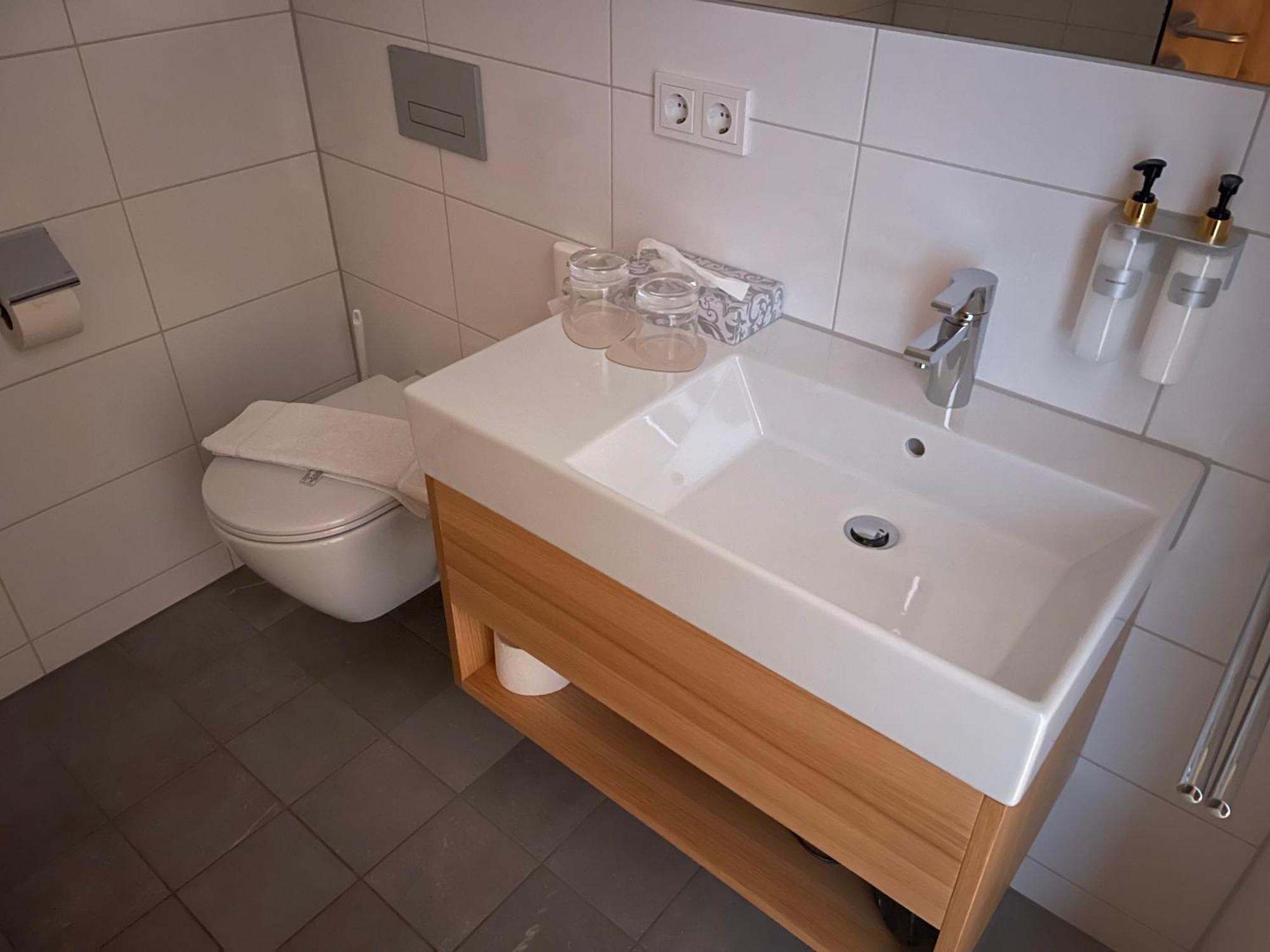Hotel Johann Lauterach Ngoại thất bức ảnh